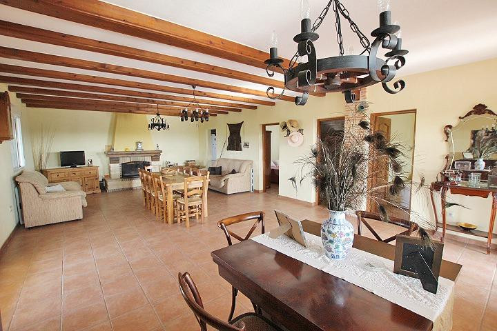 Finca rústica en Daya Nueva – Privacidad, naturaleza y espacio para disfrutar - foto 3