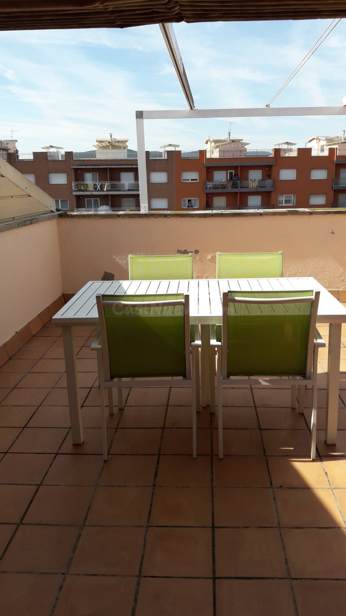 Dúplex 84m² en alquiler - Barri de Les Flors - foto 3