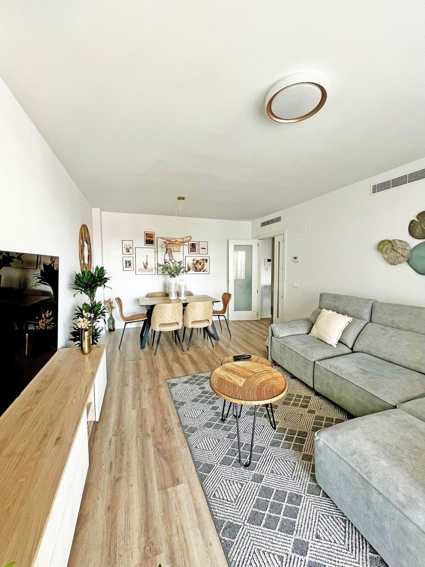 Apartamento seminuevo en urbanización cerrada en Valencia zo - foto 4