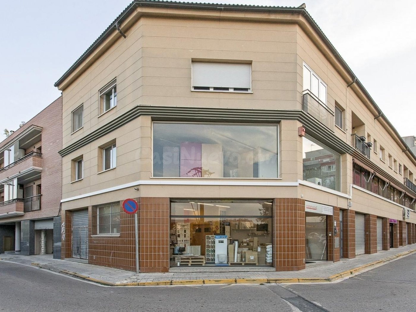 LOCAL EN VENDA AL CENTRE DE SANTA MARGARIDA DE MONTBUI