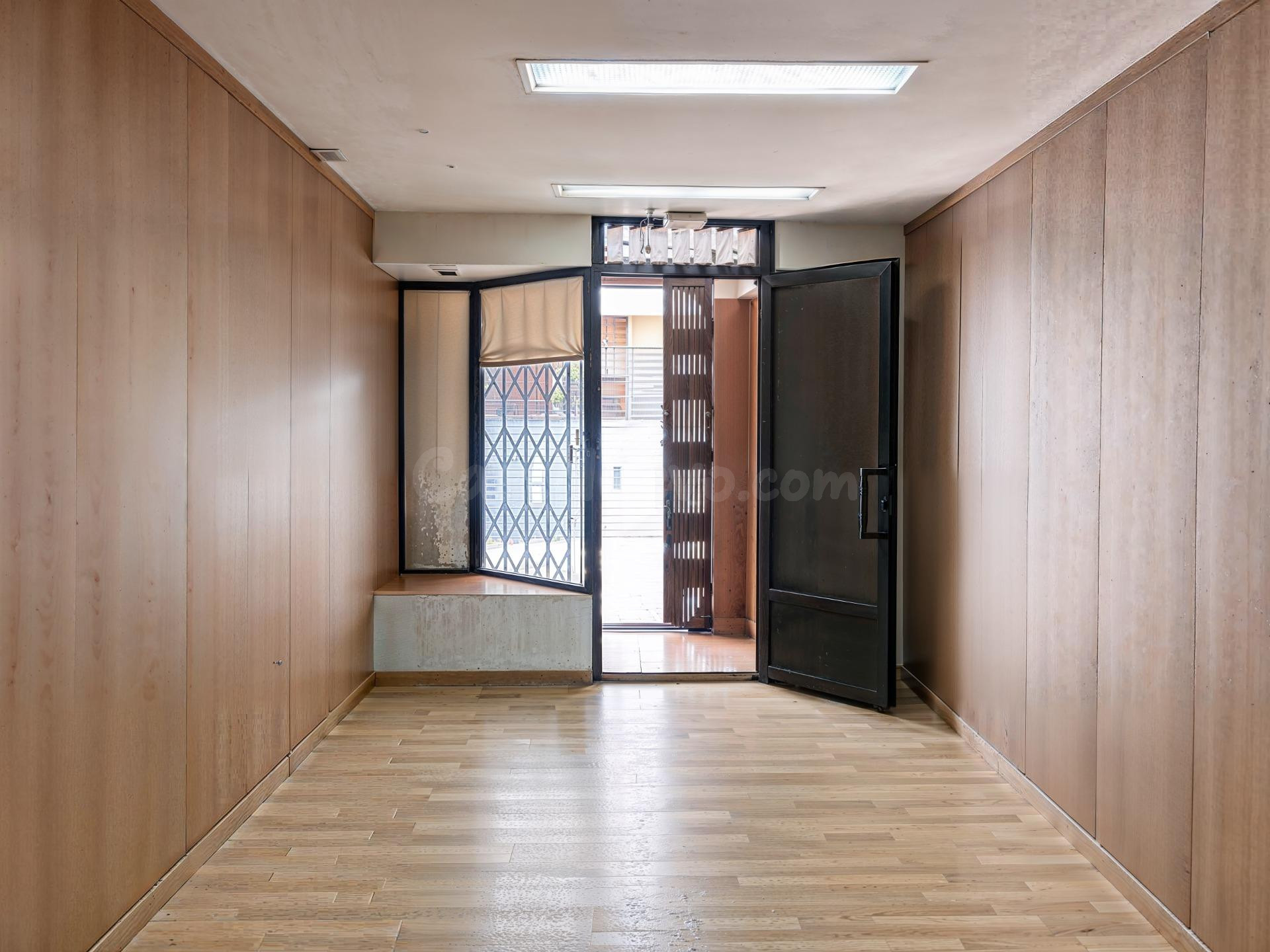 CASA SEÑORIAL EN EL CENTRO. POTENCIAL PARA VIVIR, INVERTIR O - foto 3