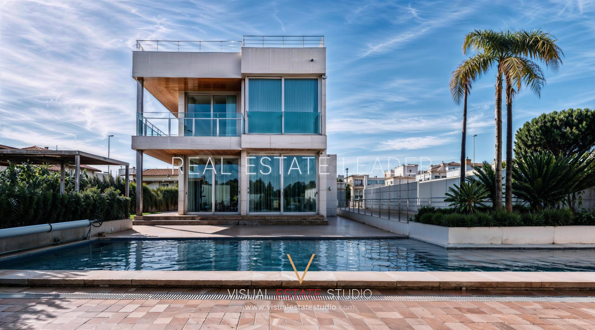 VILLA DE AUTOR EN LA ZENIA. CUANDO EL LUJO YA NO NECESITA DE