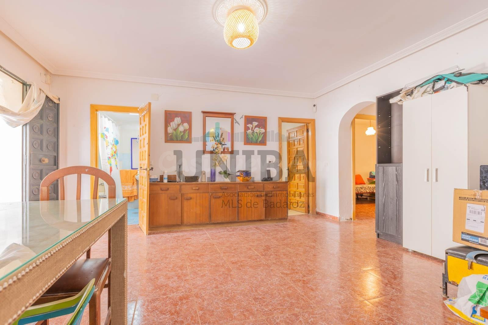 CHALET HIPOTECABLE A LA VENTA EN ZONA ERMITA DE BOTOA - foto 4