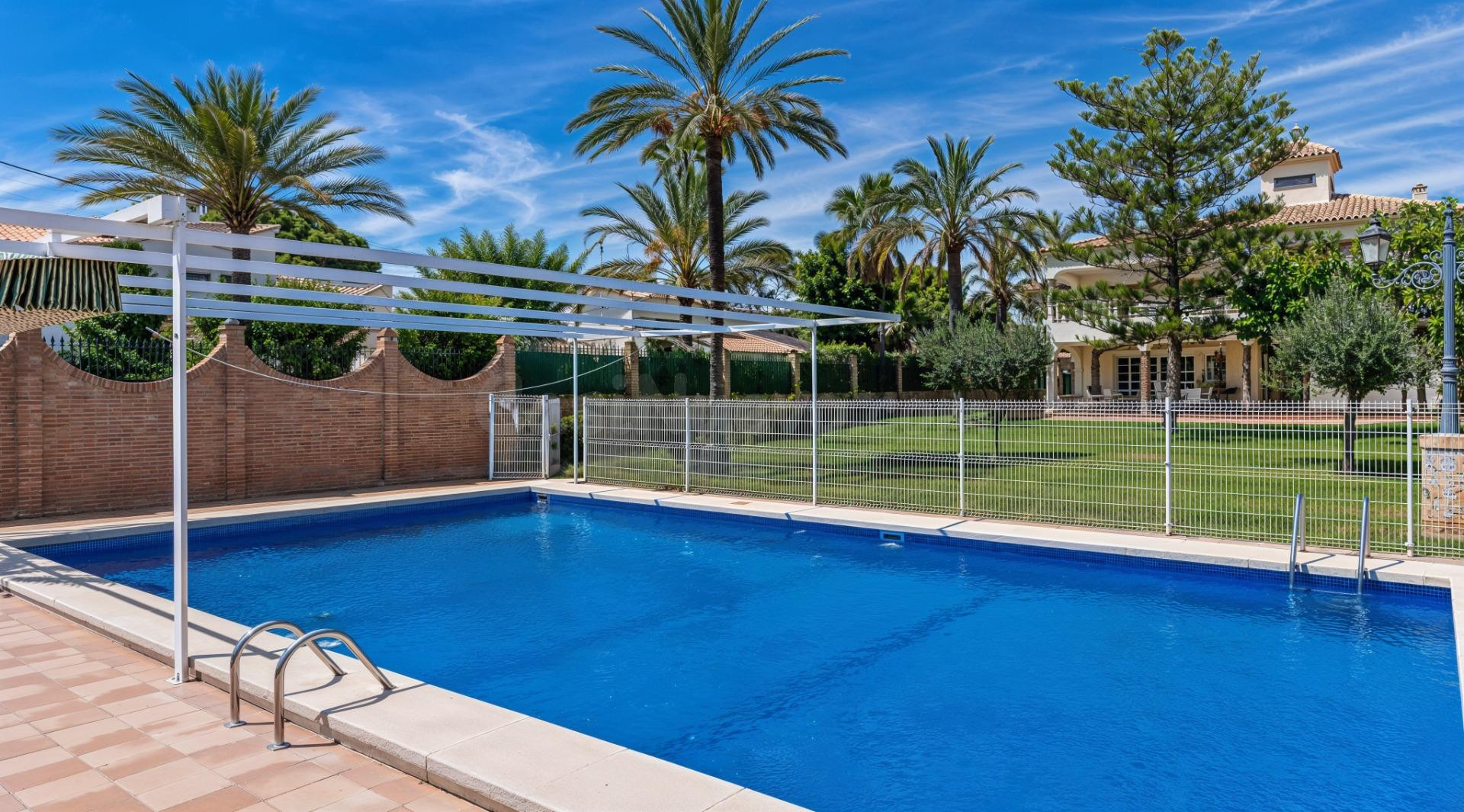 CABO ROIG. 1.500 M2 DE PARCELA. 100 METROS DEL MAR. Y UNA CA - foto 4