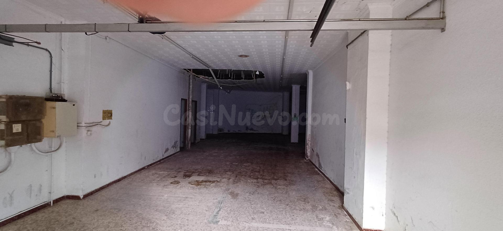 LOCAL EN VENTA EN VILLANUEVA DE LA SERENA - foto 4