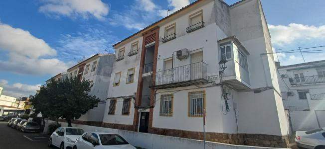 APARTAMENTO EN VENTA JEREZ DE LOS CABALLEROS - foto 2