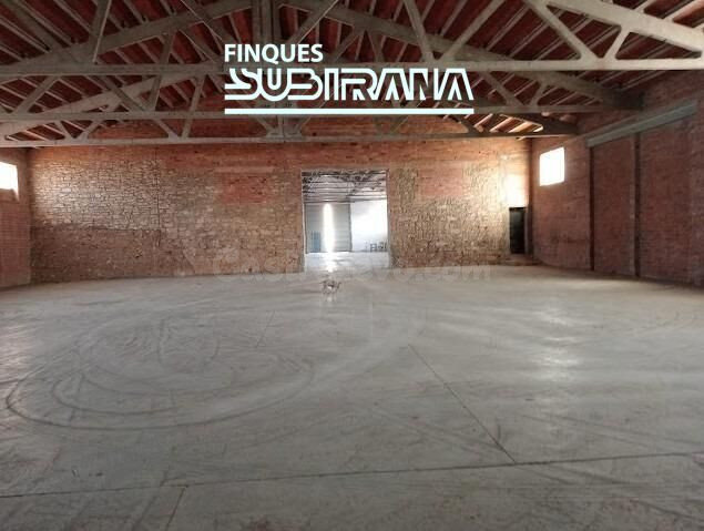 NAU INDUSTRIAL EN VENDA A CALAF