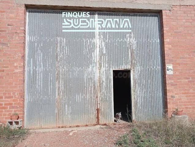 NAU INDUSTRIAL EN VENDA A CALAF - foto 4