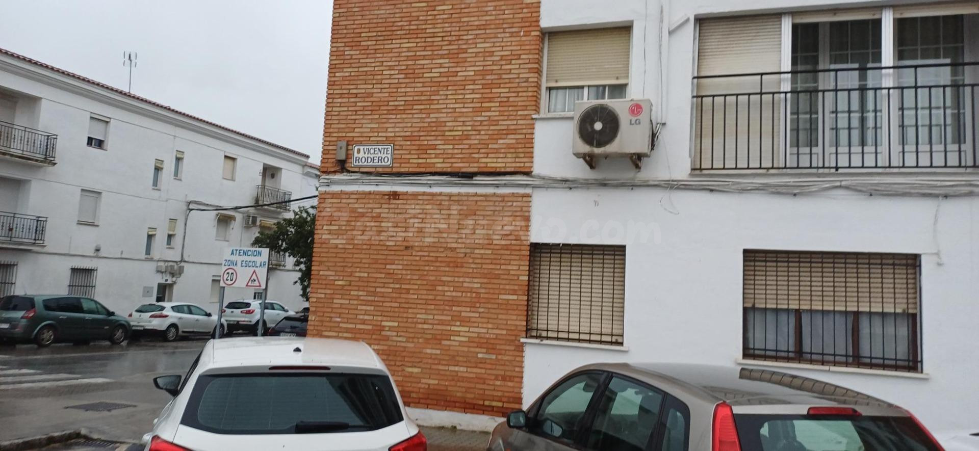 PISO EN VENTA ZAFRA - foto 2