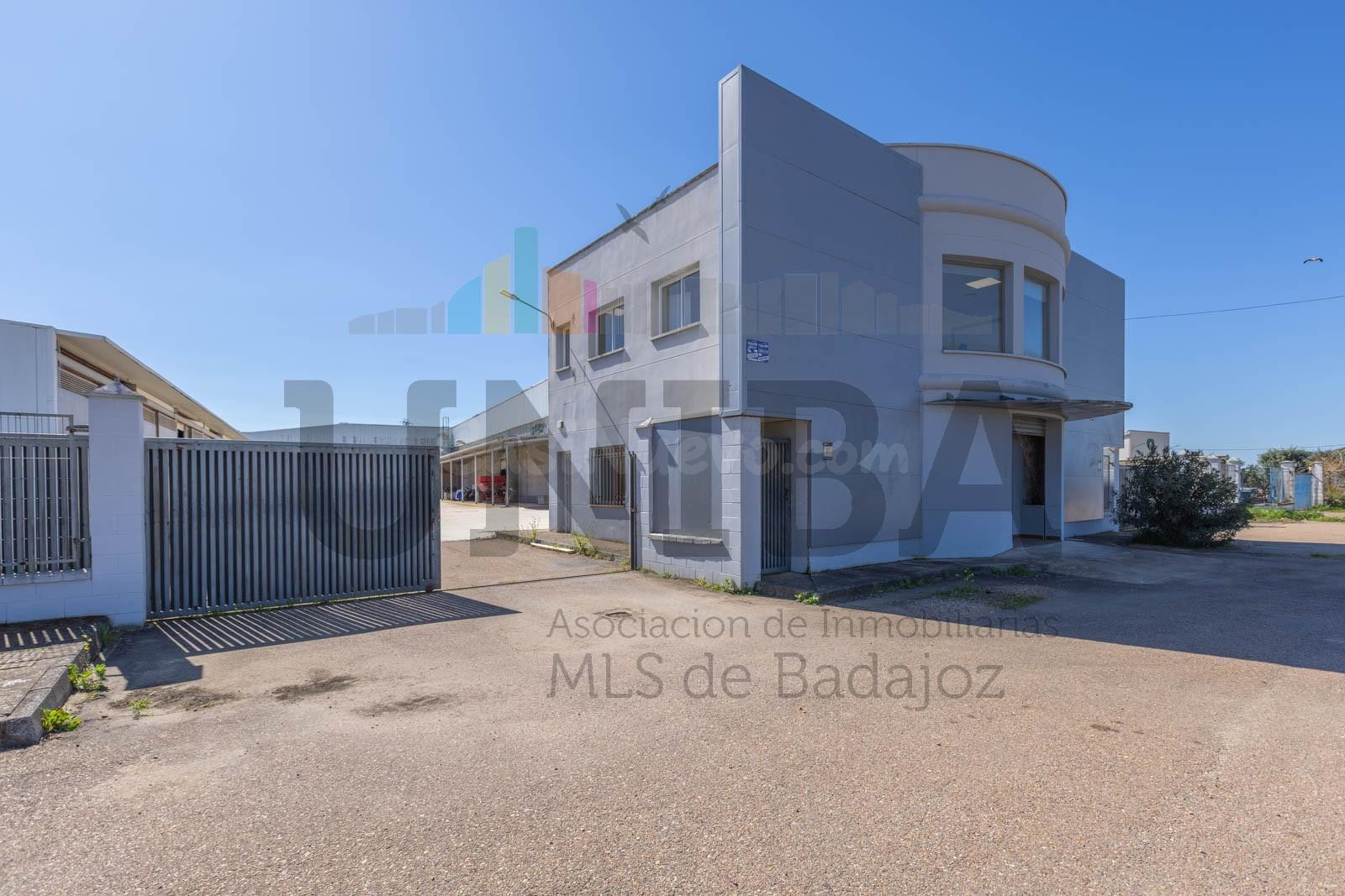 ESPECTACULAR RECINTO INDUSTRIAL A LA VENTA EN LA GARROVILLA  - foto 3