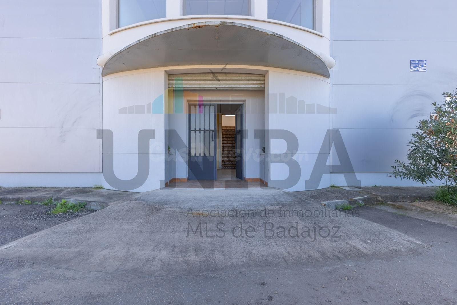 ESPECTACULAR RECINTO INDUSTRIAL A LA VENTA EN LA GARROVILLA  - foto 4