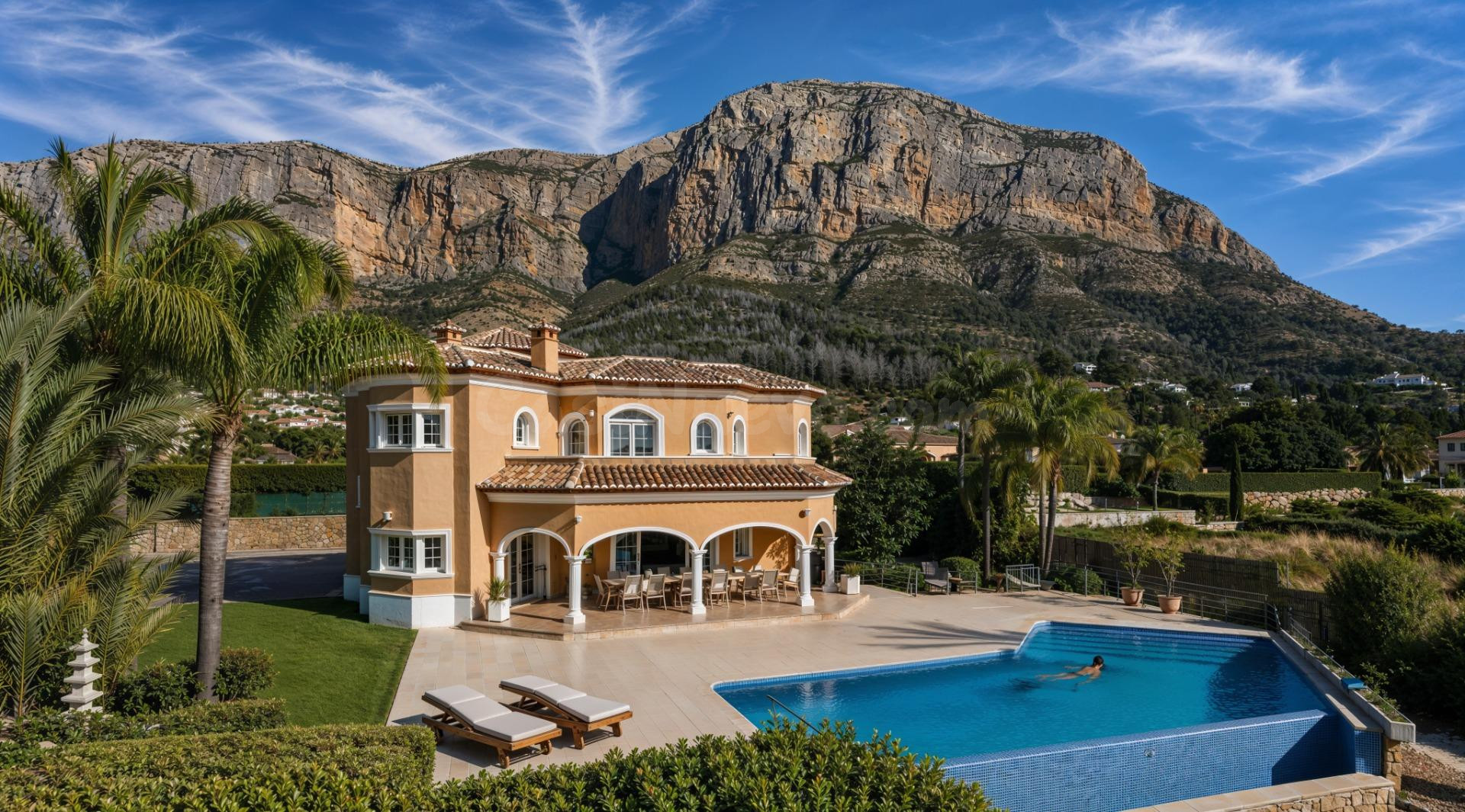 DONDE EL MONTGÓ VIGILA TU HOGAR Y EL MEDITERRÁNEO MARCA EL R - foto 4