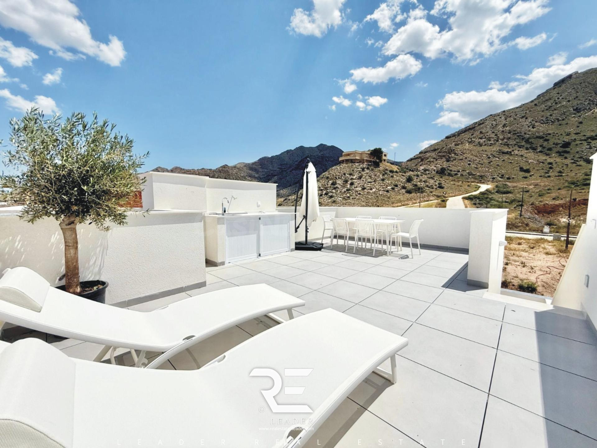 Adosado 3 habitaciones 251m² en venta - COX