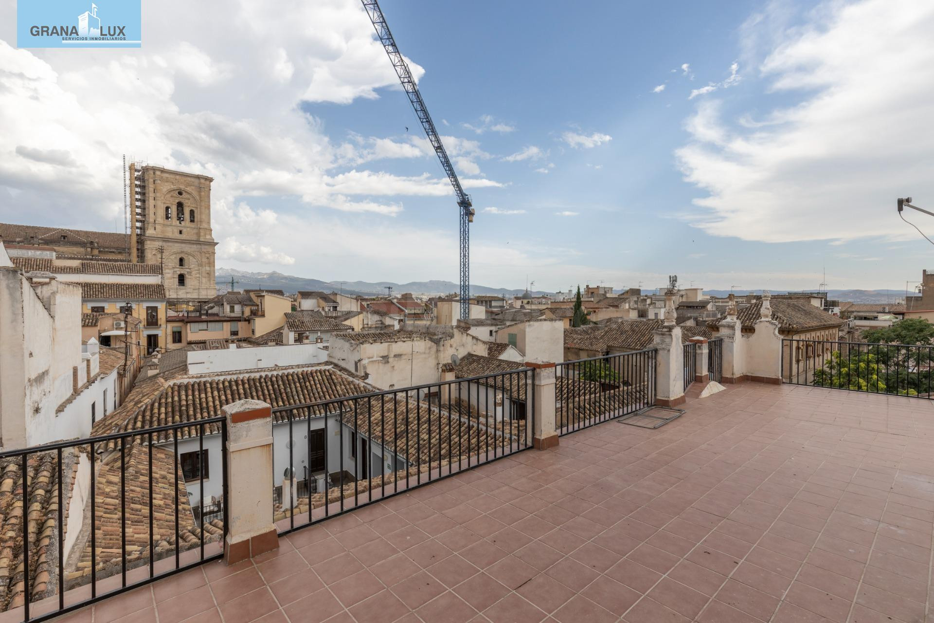 Oportunidad única en pleno corazón de Granada: luminosidad, 