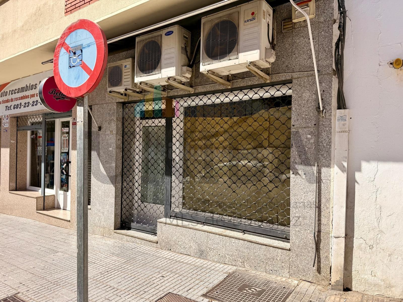 Local comercial en venta en San Roque - foto 3