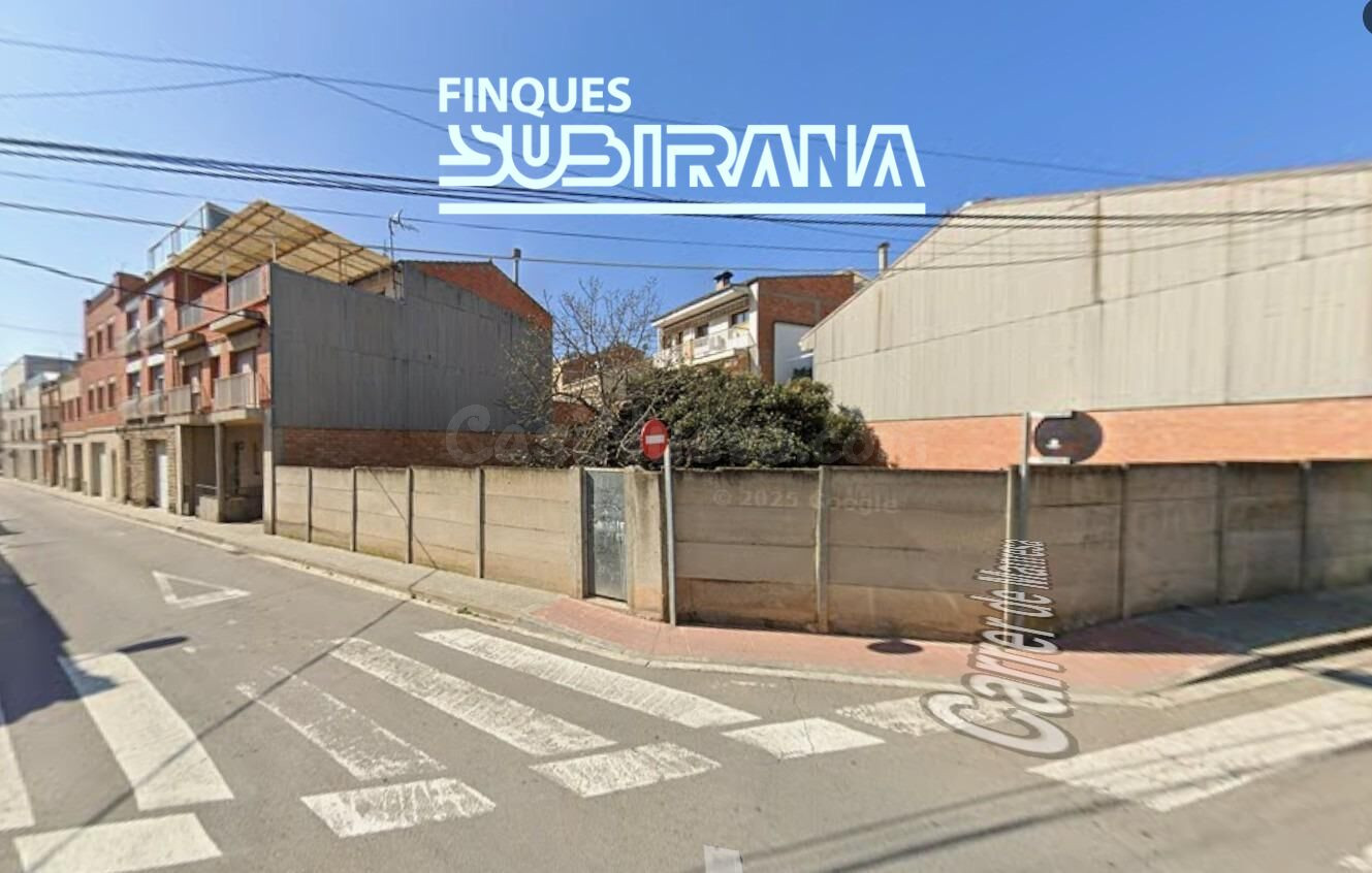 SOLAR CANTONER EN VENDA AL CENTRE DE VILANOVA DEL CAMÍ – DAV - foto 2