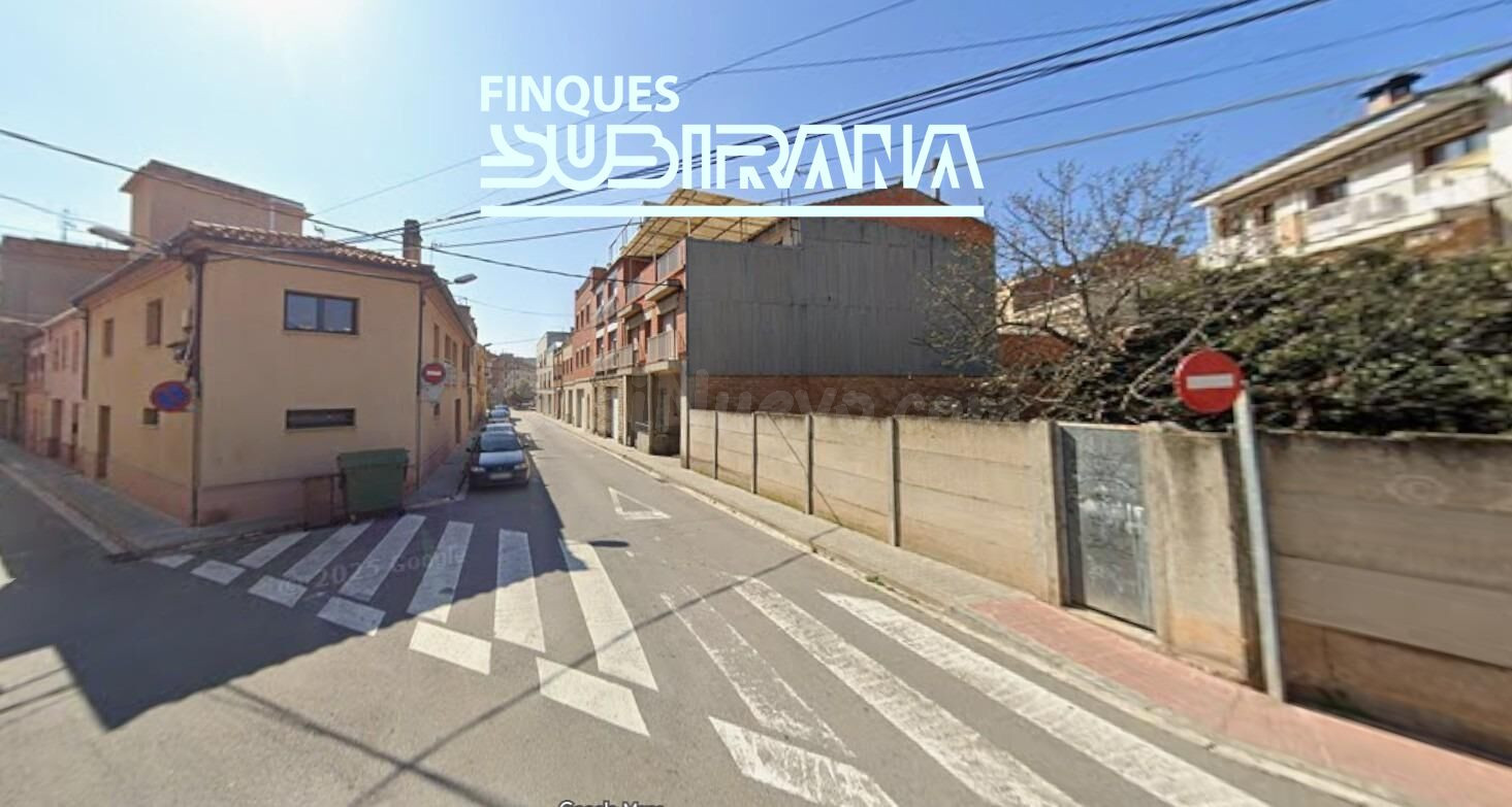 SOLAR CANTONER EN VENDA AL CENTRE DE VILANOVA DEL CAMÍ – DAV - foto 3