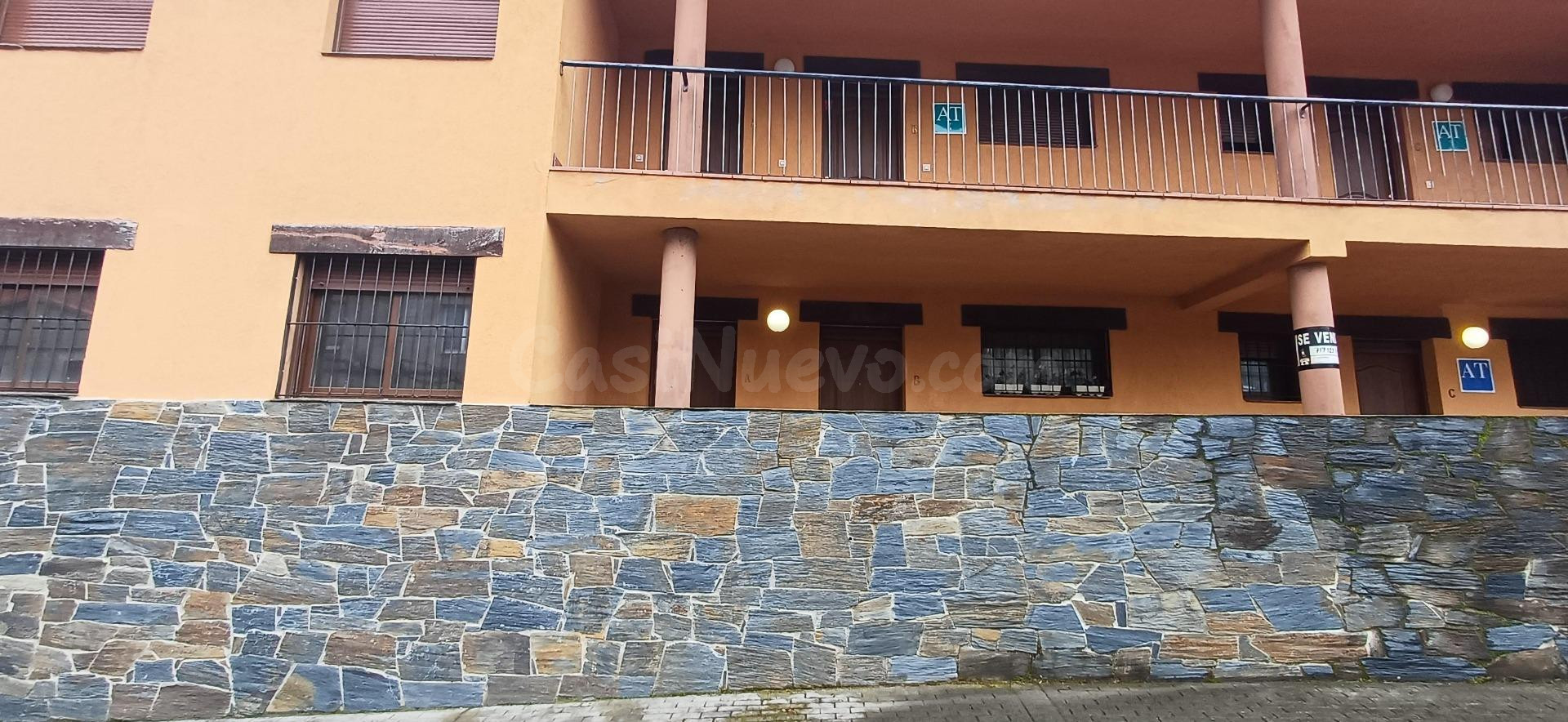 PISO A LA VENTA EN LADRILLAR