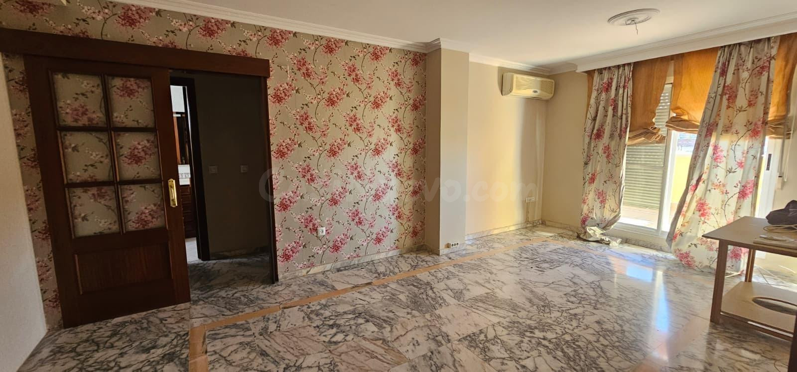 ESTUPENDO ÁTICO DÚPLEX EN CIUDAD JARDÍN EN ALQUILER - foto 3