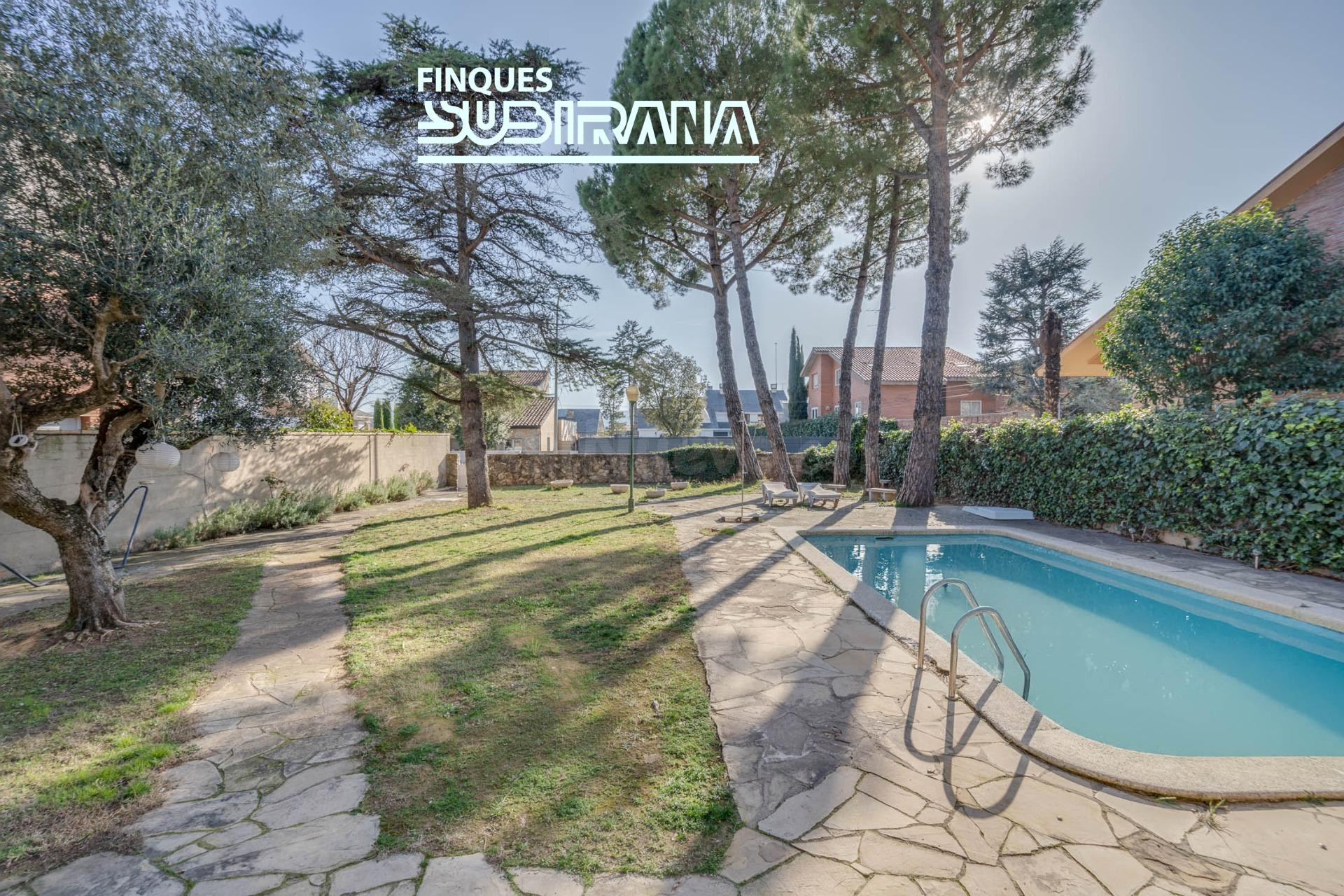 ESPECTACULAR! LA CASA QUE MARCA LA DIFERÈNCIA A IGUALADA - Z - foto 2