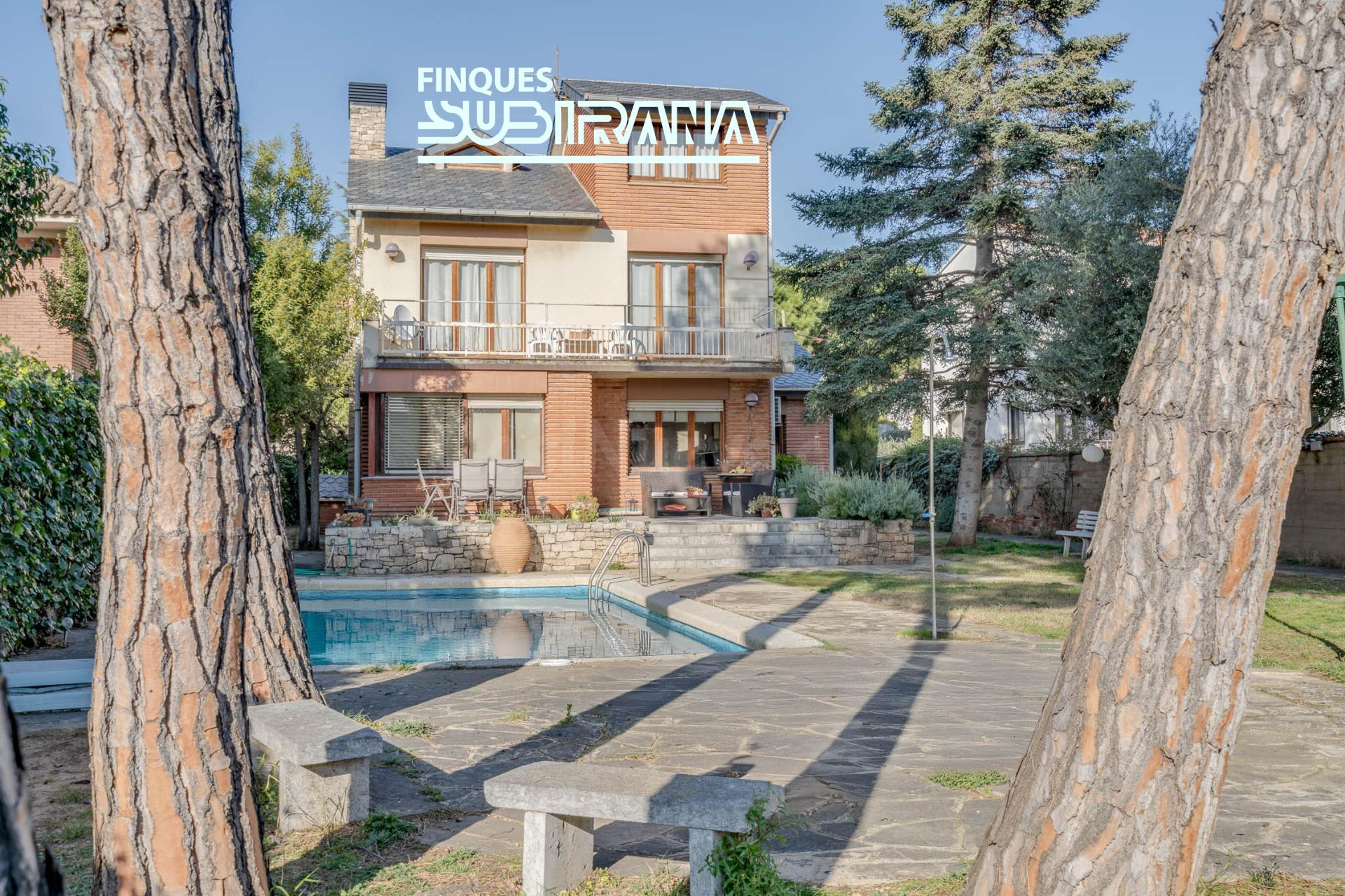 ESPECTACULAR! LA CASA QUE MARCA LA DIFERÈNCIA A IGUALADA - Z - foto 5