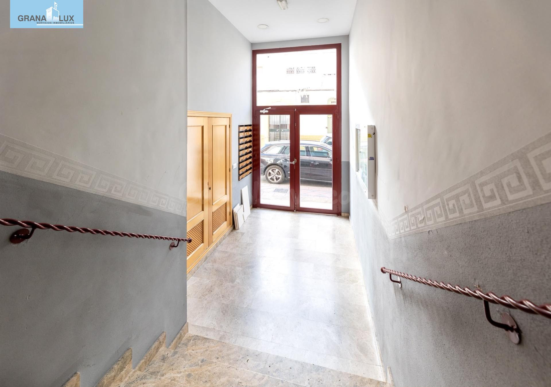 MAGNIFICO PISO EN ARMILLA DE 2 DORMITORIOS CON TRASTERO - foto 4