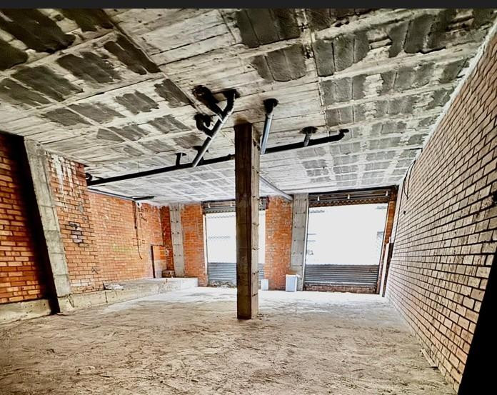 LOCAL COMERCIAL D’OBRA NOVA AL CENTRE D’IGUALADA – 250 m2 - foto 2