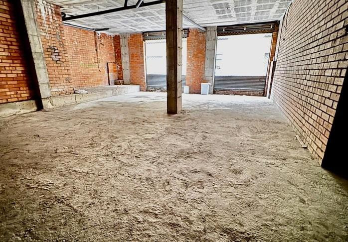 LOCAL COMERCIAL D’OBRA NOVA AL CENTRE D’IGUALADA – 250 m2 - foto 4
