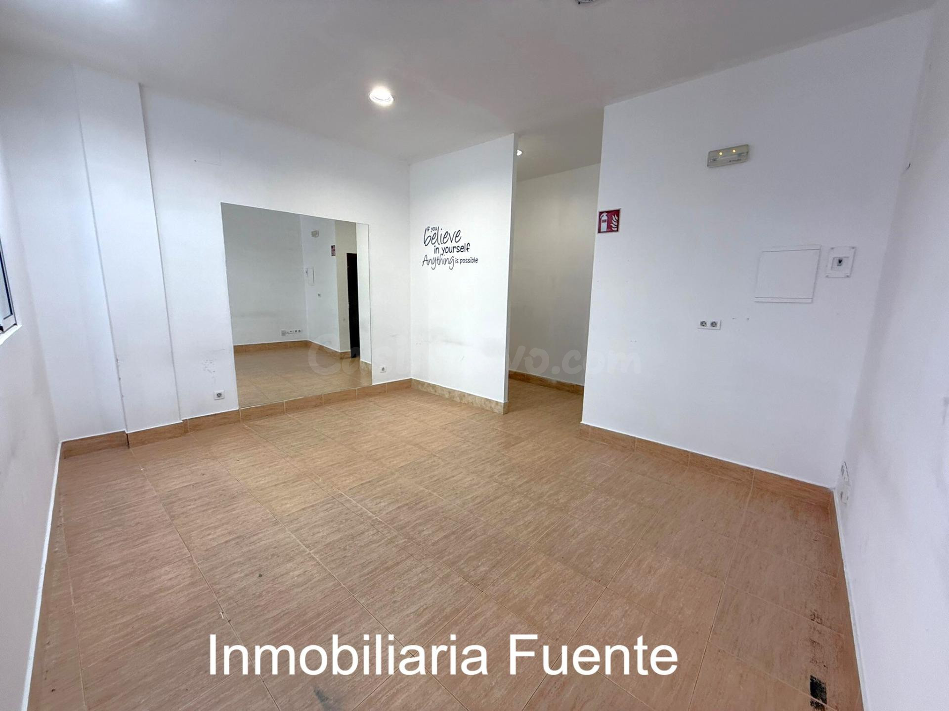 Se alquila amplio local comercial en Zalla - foto 5