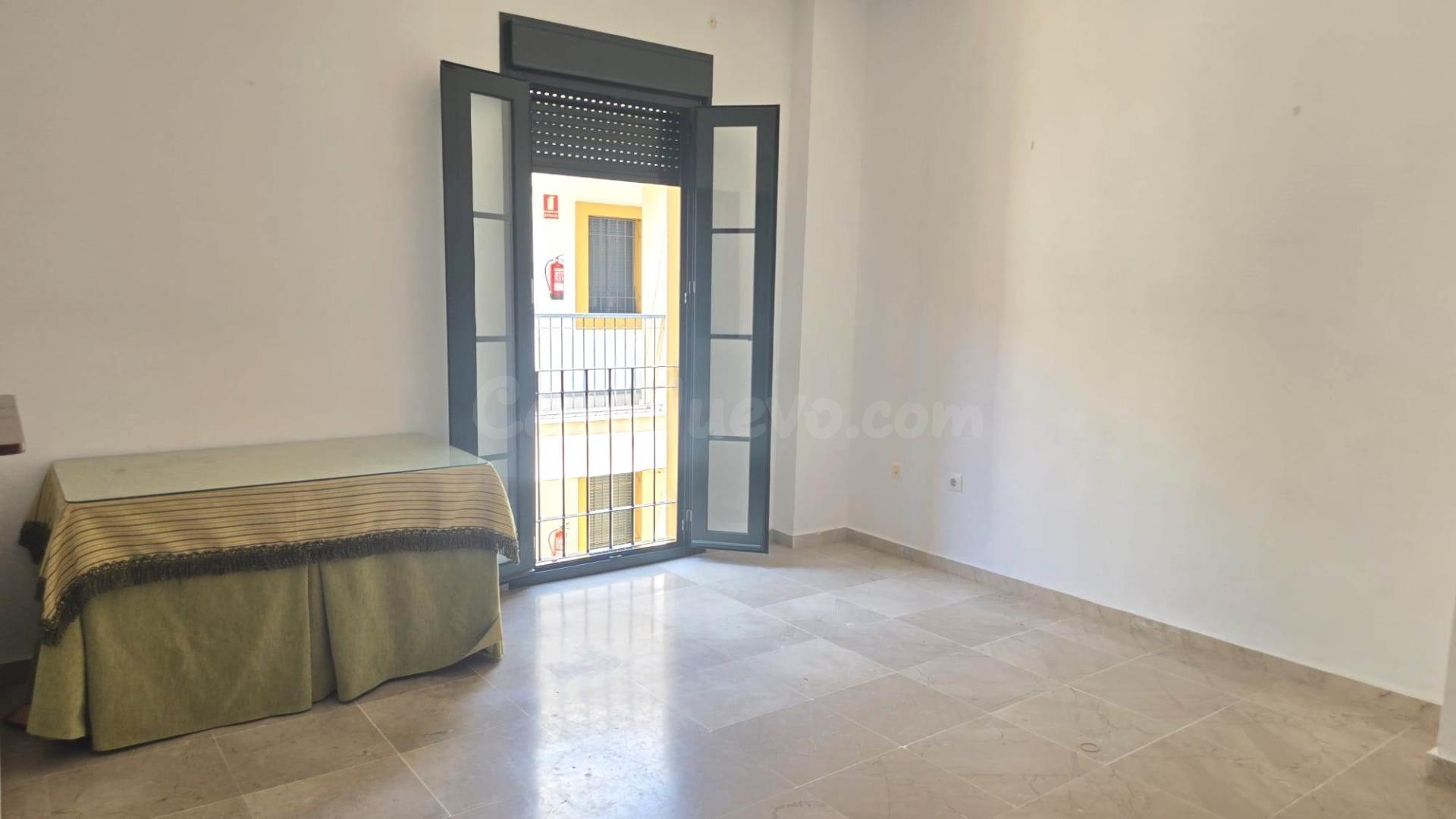 PISO EN PLENO CENTRO DE CHICLANA - foto 5