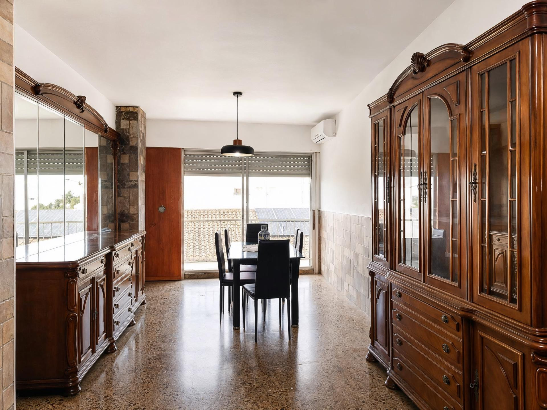 VAS A SEGUIR APRETADO EN UN PISO MINÚSCULO O VAS A DECIDIR V - foto 5