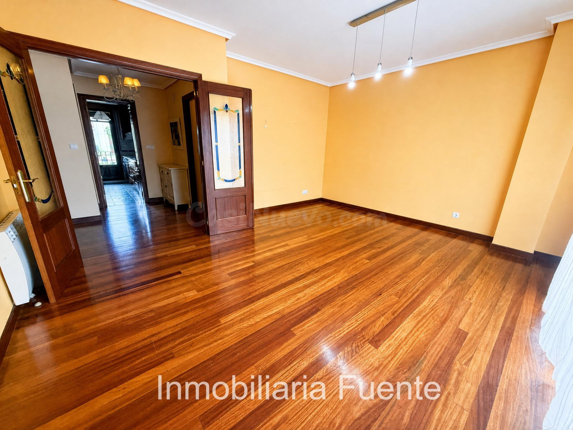 SE VENDE PISO EN ARTZENTALES CON PARCELA DE GARAJE - foto 4