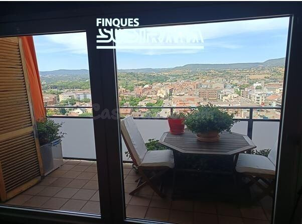 EN VENTA FANTÁSTICO ÁTICO CON VISTAS PANORÁMICAS A IGUALADA.
