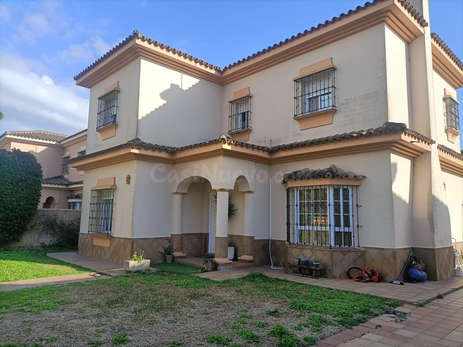 Chalet urbano en Mogarizas