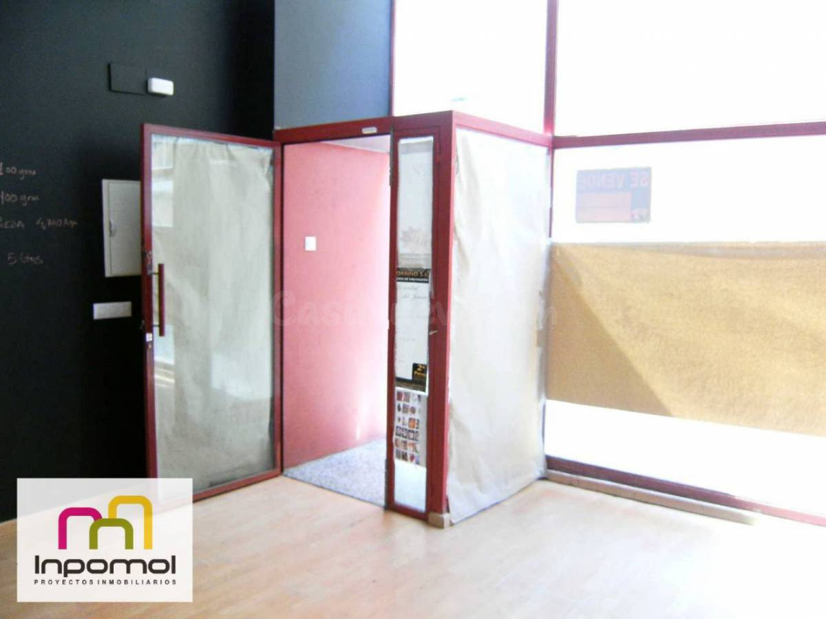 ¡¡AMPLIO LOCAL COMERCIAL EN ZONA INMEJORABLE!! - foto 5