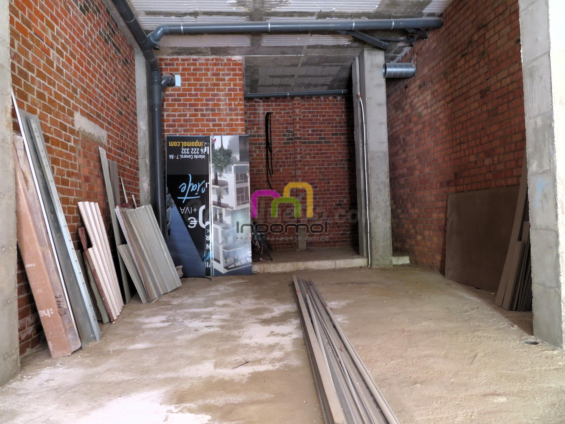 ¡LOCAL COMERCIAL EN PLENA AVENIDA; SAN ROQUE! - foto 3