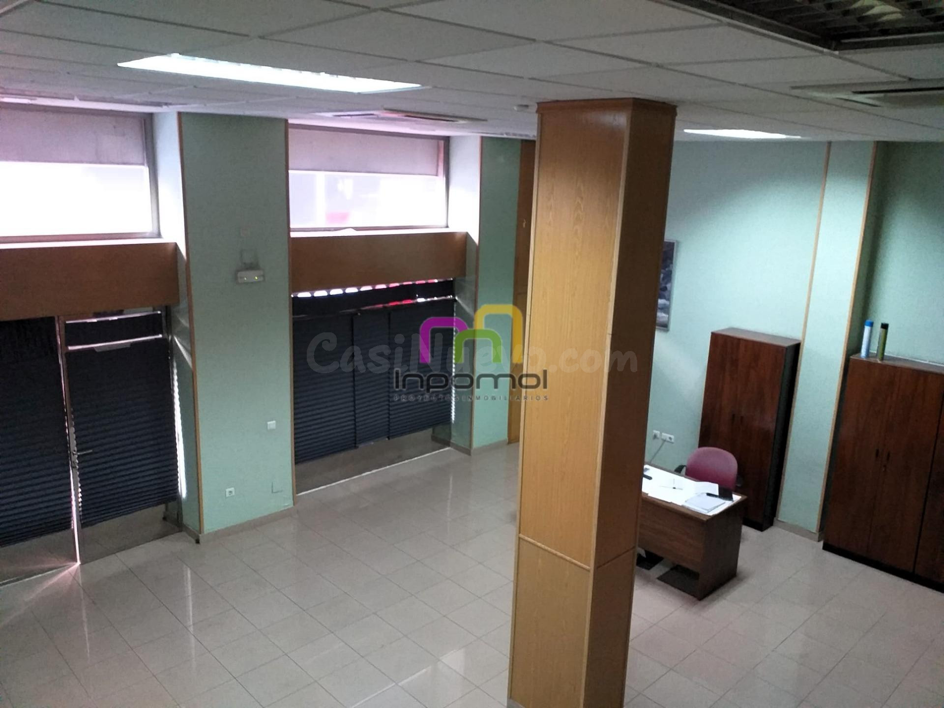 ¡ESTUPENDO LOCAL COMERCIAL EN PLENO CENTRO! - foto 2