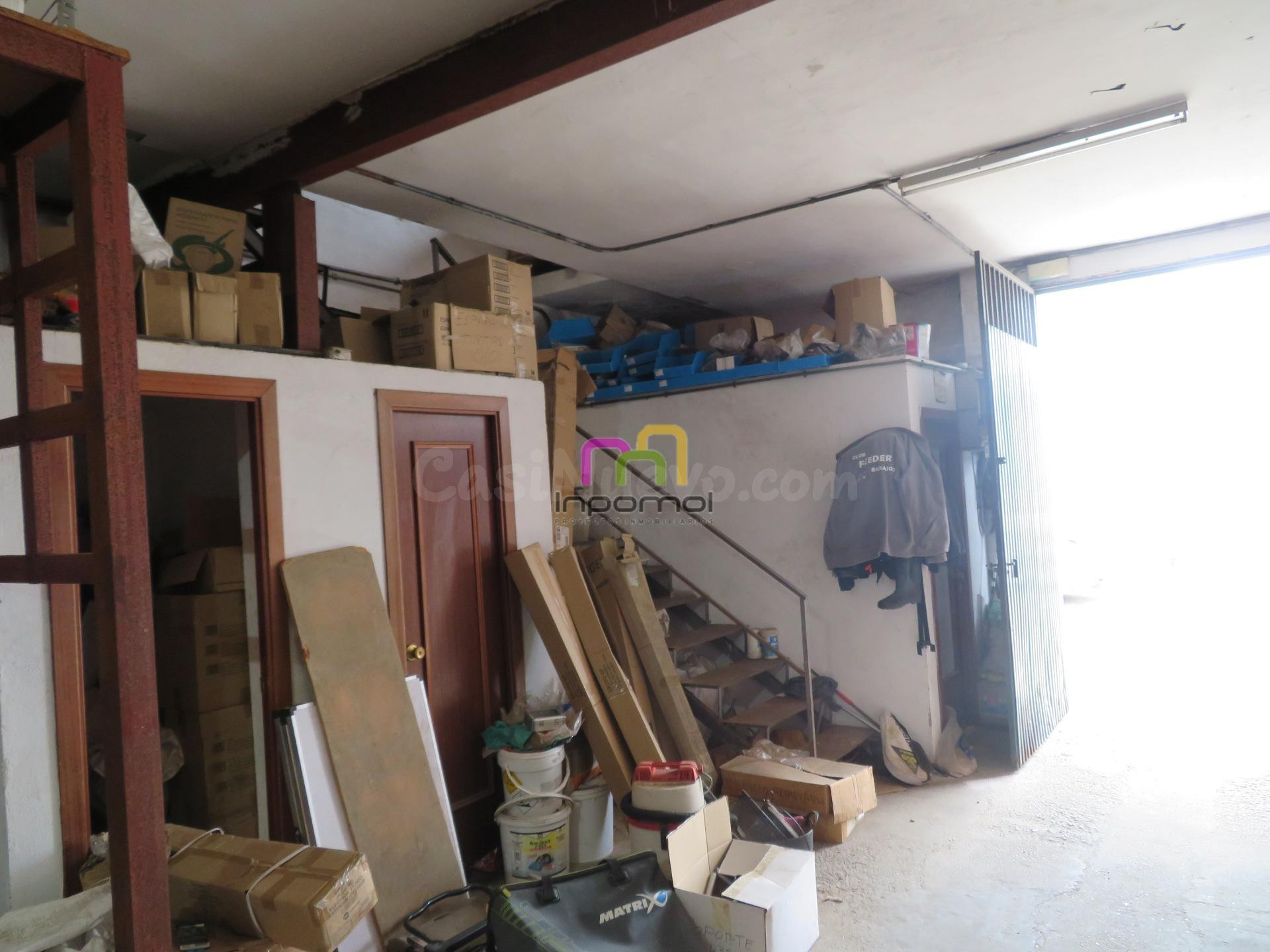 NAVE DE 140 M2 EN VENTA EN BARRIADA DE LLERA - foto 3