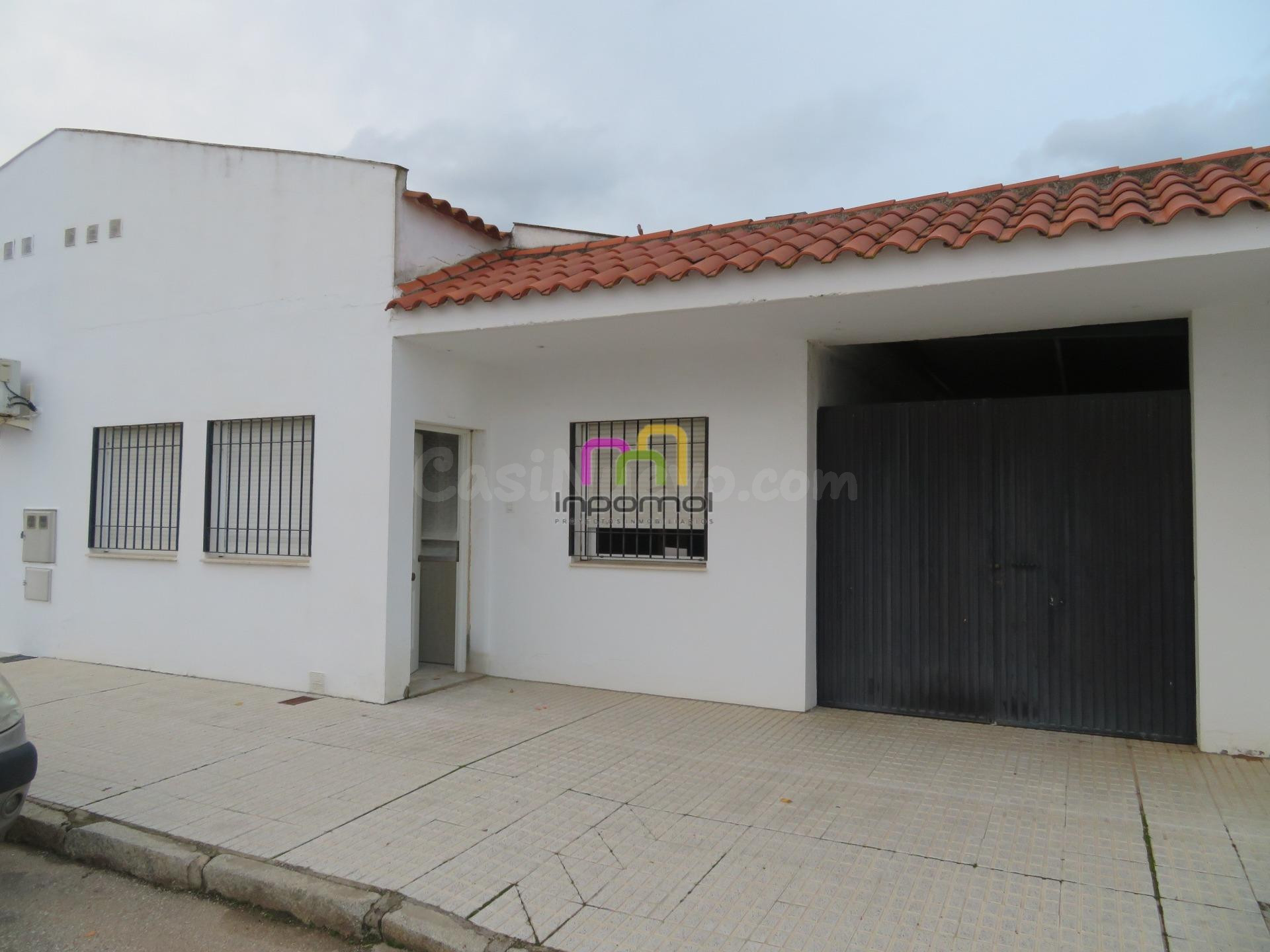 CASA REFORMÁNDOSE CERCANA A BADAJOZ - IDELA PARA FAMILIAS
