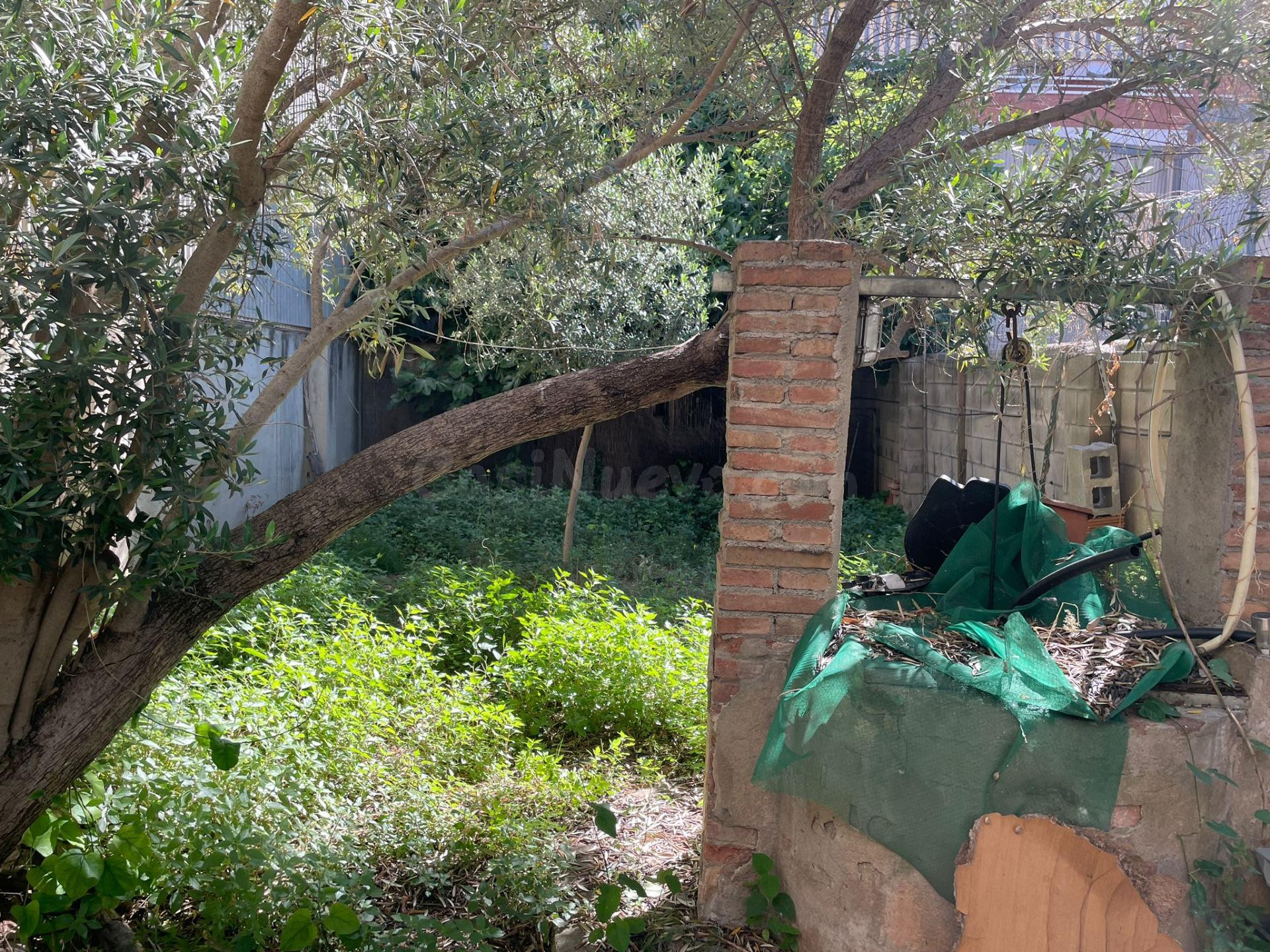 LOCAL DE 96 M2. CON PATIO 100 m2. PERFECTO PARA TU PROYECTO  - foto 5