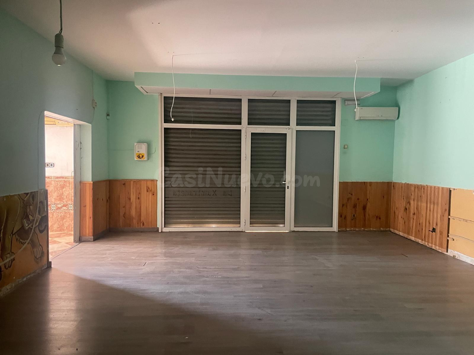 LOCAL COMERCIAL JUNTO A PLAZA CATALUNYA, 122 M2. ESQUINERO.  - foto 4