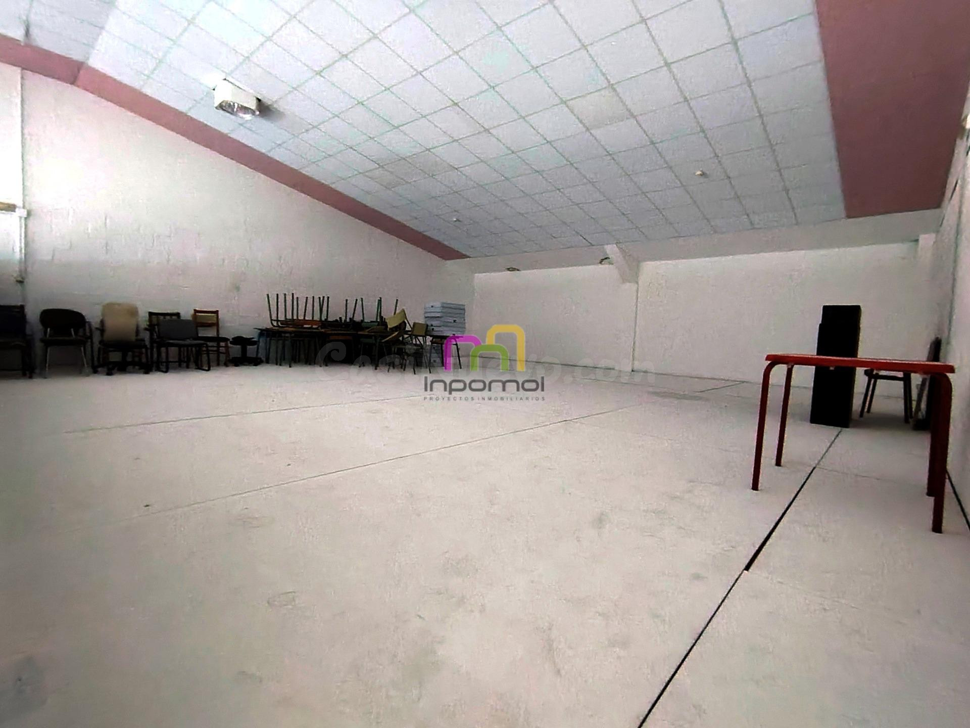 NAVE TOTALMENTE ACONDICIONADA EN POL. INDUSTRIAL; BADAJOZ - foto 4