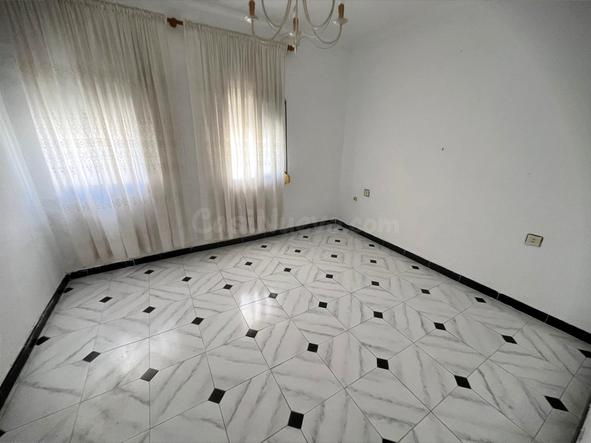 PISO DE 2 DORMITORIOS EN ZONA CENTRO - foto 5