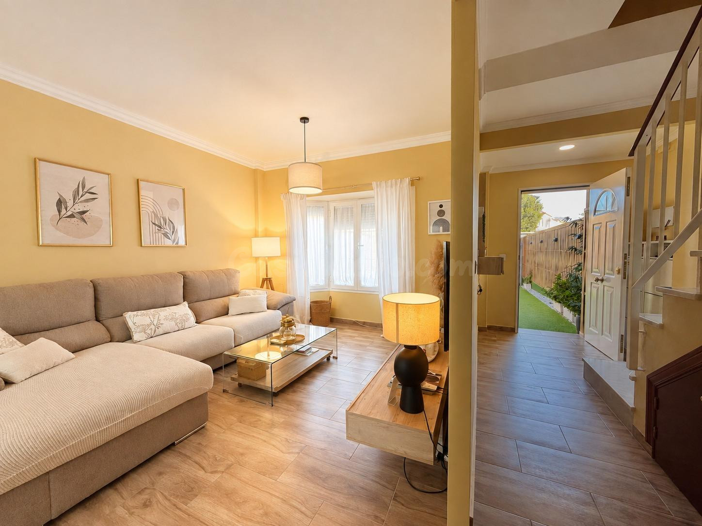 ADOSADA REFORMADA EN URBANIZACIÓN CARTUJA ESTE CON 2 PATIOS - foto 5