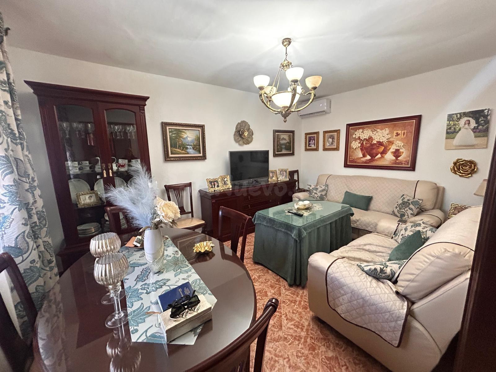 ¡CASA PARA ENTRAR A VIVIR CON TERRENO DE 1800M2! - foto 3