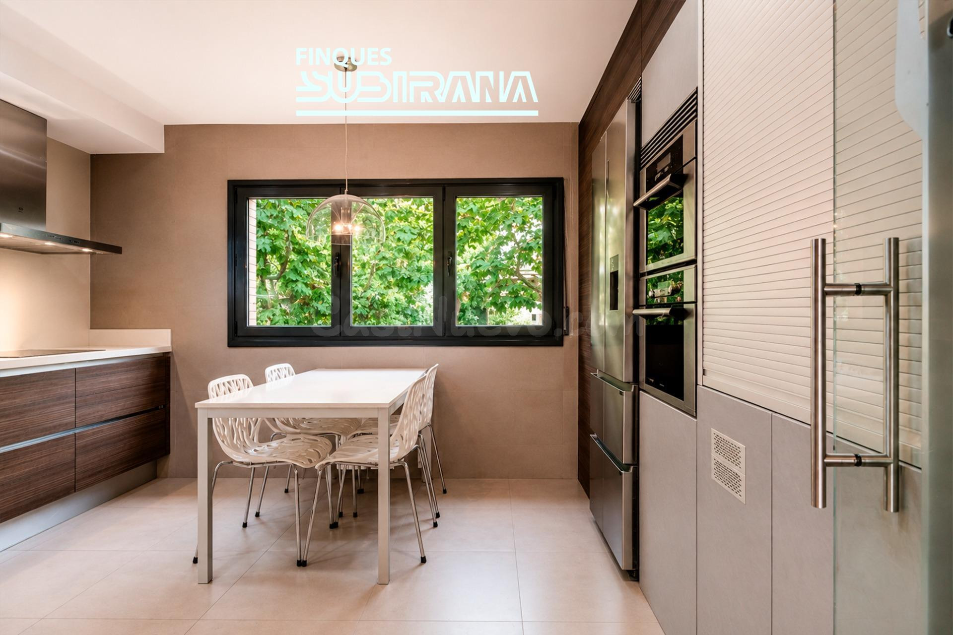 Exclusiva casa de disseny a Vilanova del Camí: amplitud, ele - foto 3