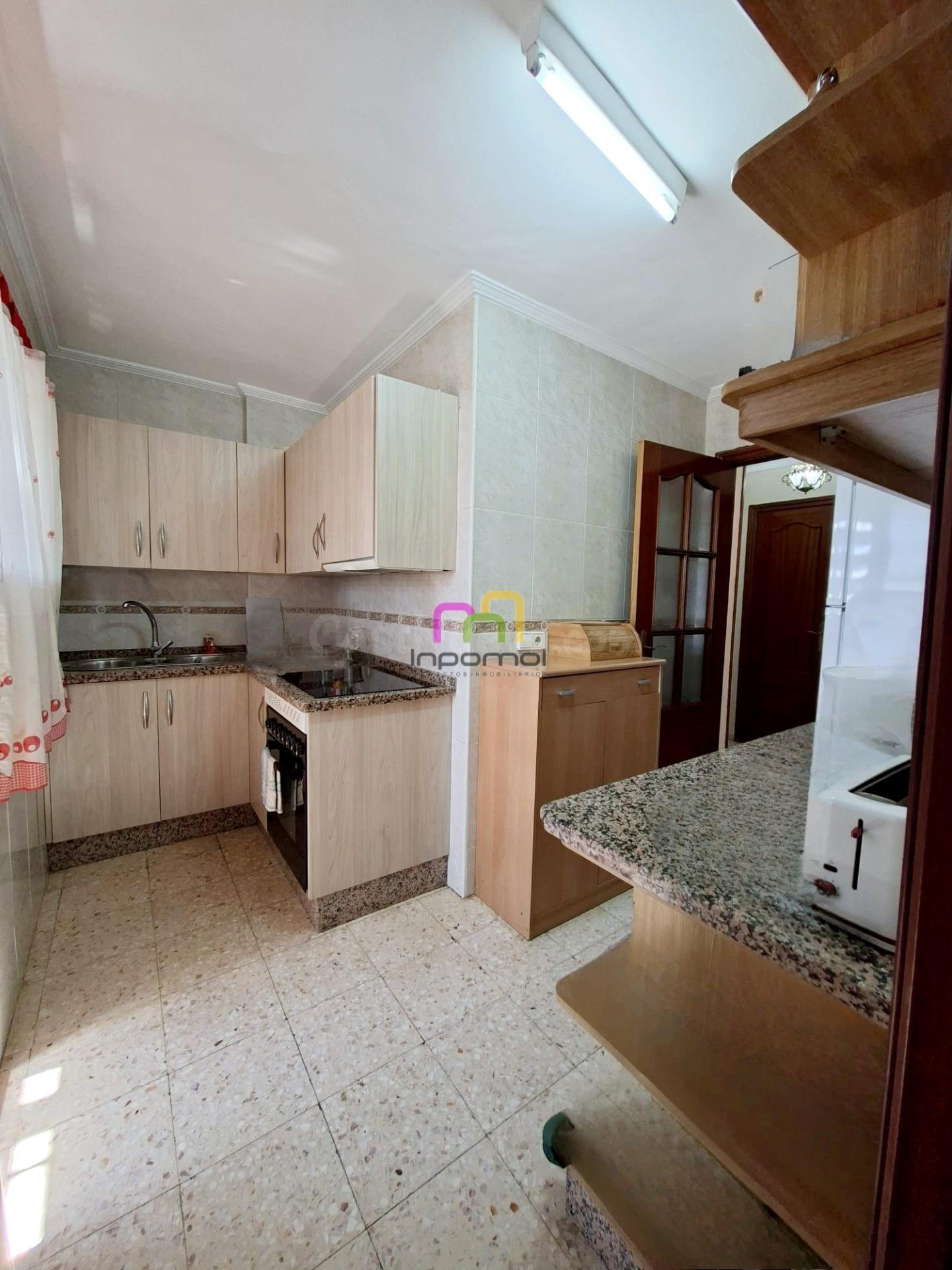 AMPLIO PISO EN VALDEPASILLAS, BADAJOZ - ¡TU NUEVO HOGAR TE ESPERA! ✨ - foto 3