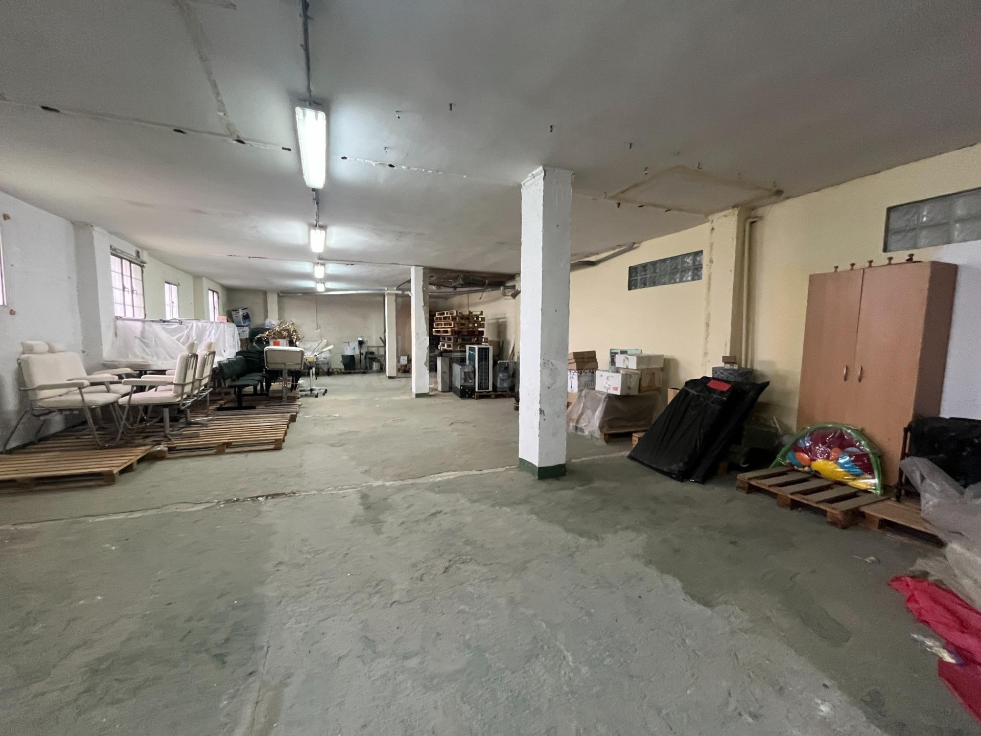 LOCAL EN PLENO CENTRO DE JEREZ IDEAL PARA HACER VIVIENDAS - foto 4