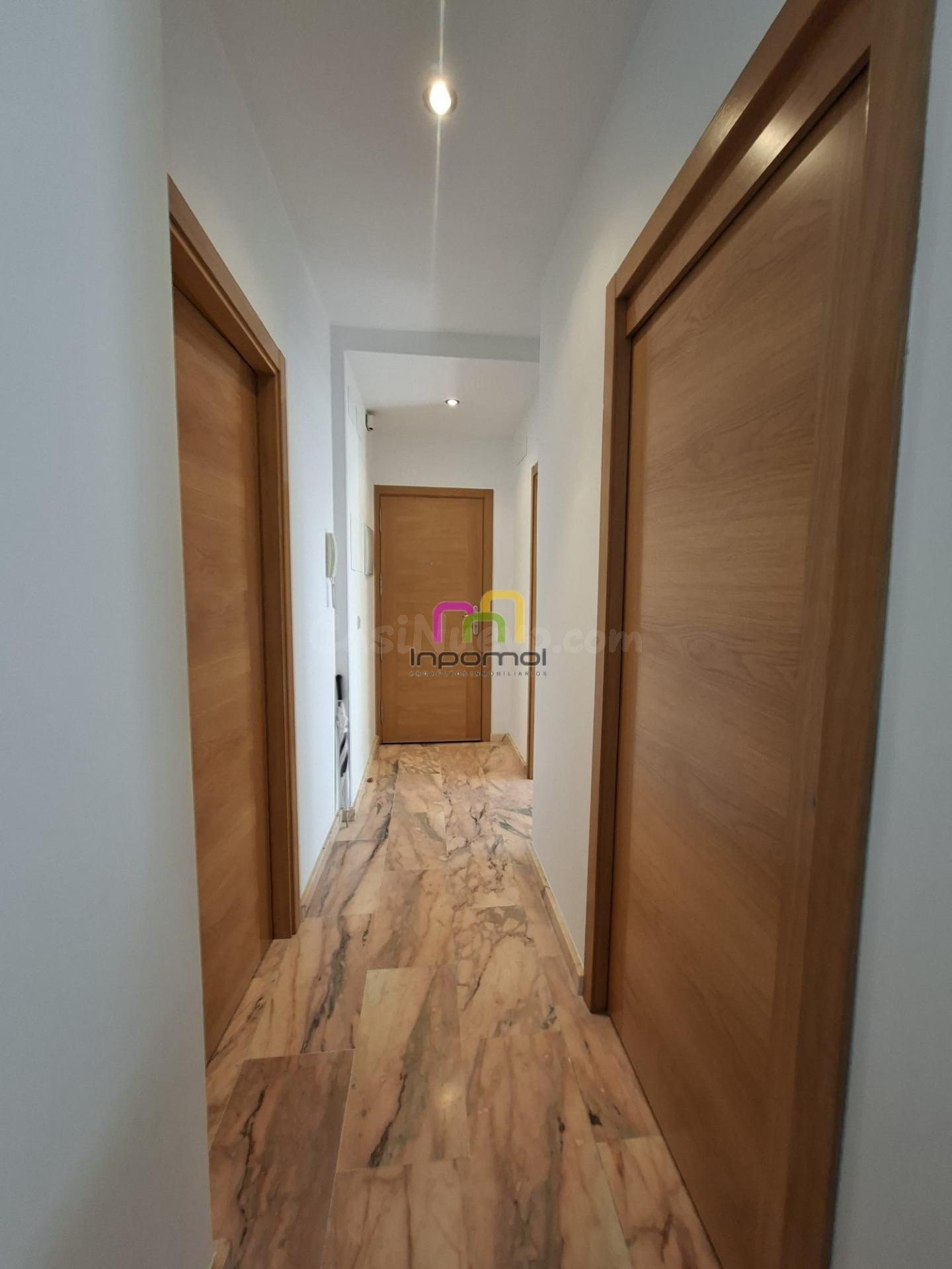 ACOGEDOR APARTAMENTO EN EL CORAZÓN DE BADAJOZ (ALQUILER CON MUEBLES) - foto 5