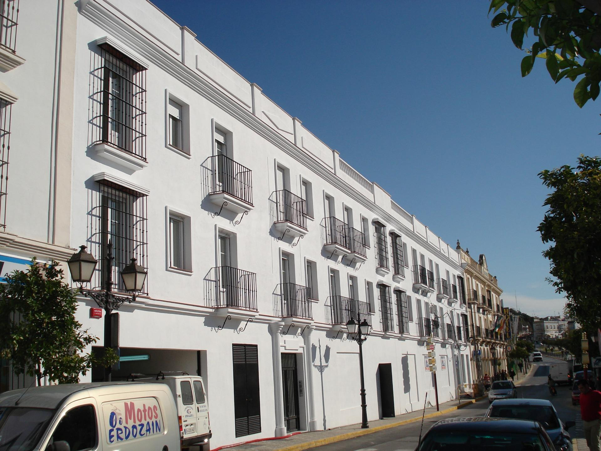 SE VENDE GARAJE EN CALLE MUÑOZ VAZQUEZ EN ARCOS DE LA FRONTE